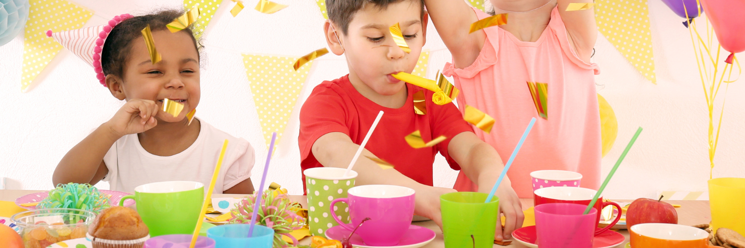 Consejos sobre presupuesto, edad, horario y alergias para planificar la comida de tu evento infantil.