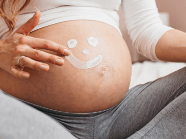 No esperes a que los cambios te sorprendan; empieza tu rutina de cuidado prenatal ahora.