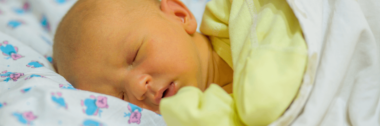 Aprende sobre la ictericia neonatal, los riesgos del exceso de bilirrubina y cómo la fototerapia salva vidas en México