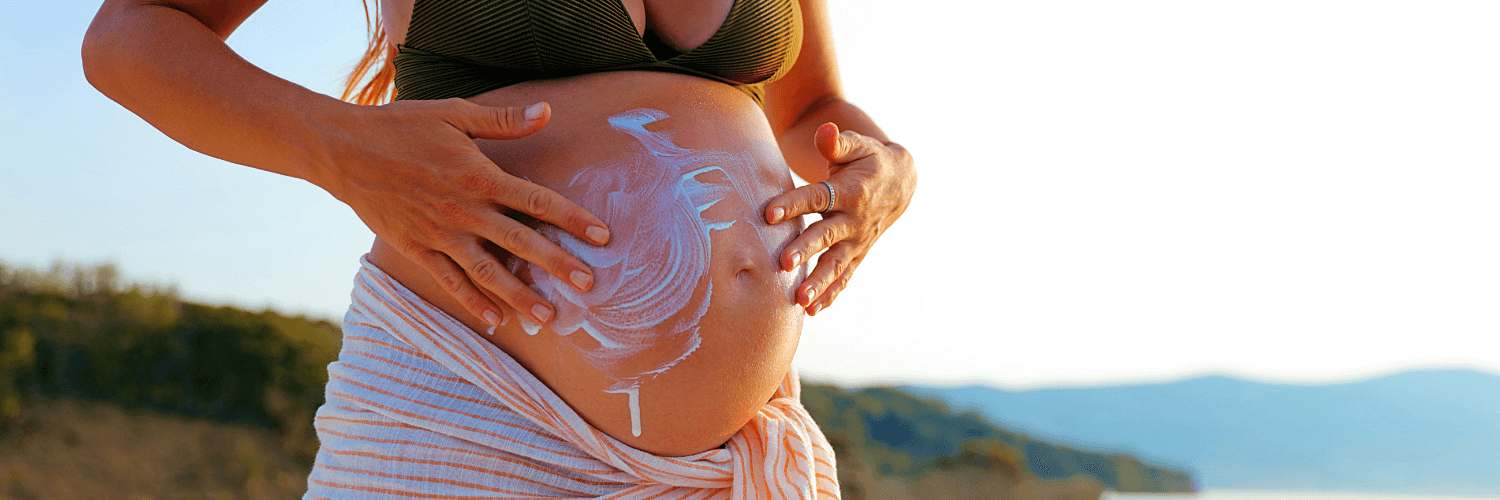 Descubre la importancia de usar protector solar durante el embarazo y la lactancia para proteger tu piel de manchas, arrugas y cáncer.