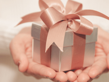 Descubre qué regalar en cumpleaños y aniversarios.