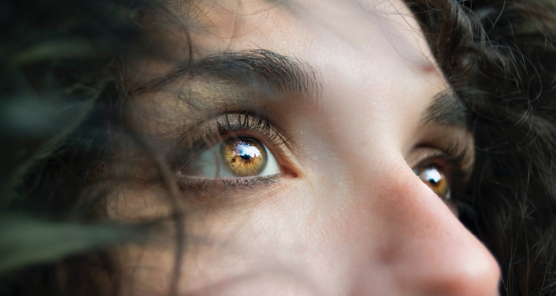 Sabías qué dependiendo de tu edad pudieras desarrollar ciertos padecimientos en los ojos